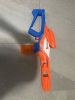 Nerf gun mit einen magazin