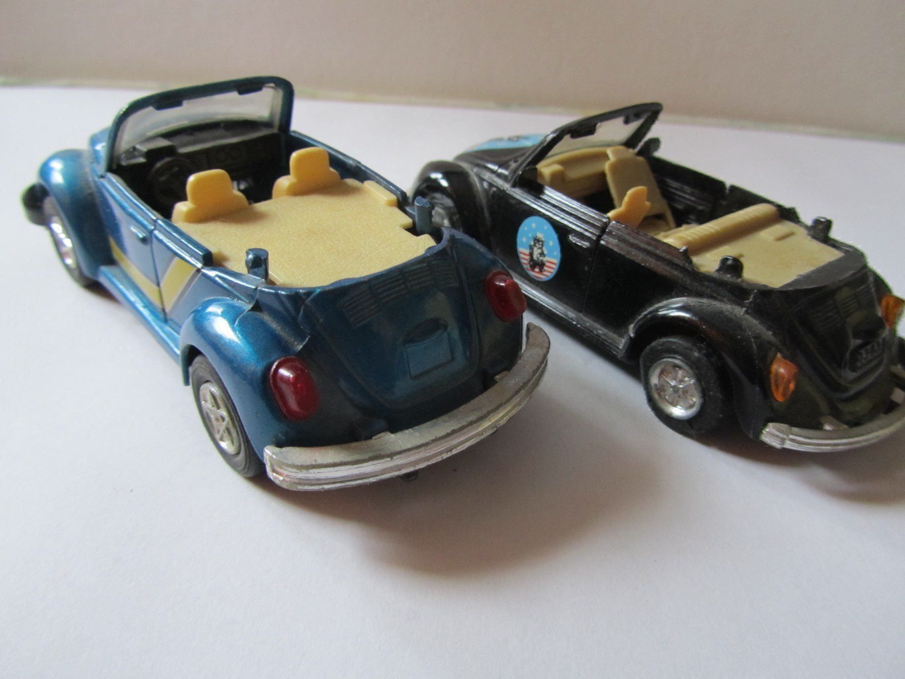 Minichamps Modellini d'auto: VW Käfer Cabriolet, zwei Modelle – Usato da Weiningen ZH venduto da dietsch57 1