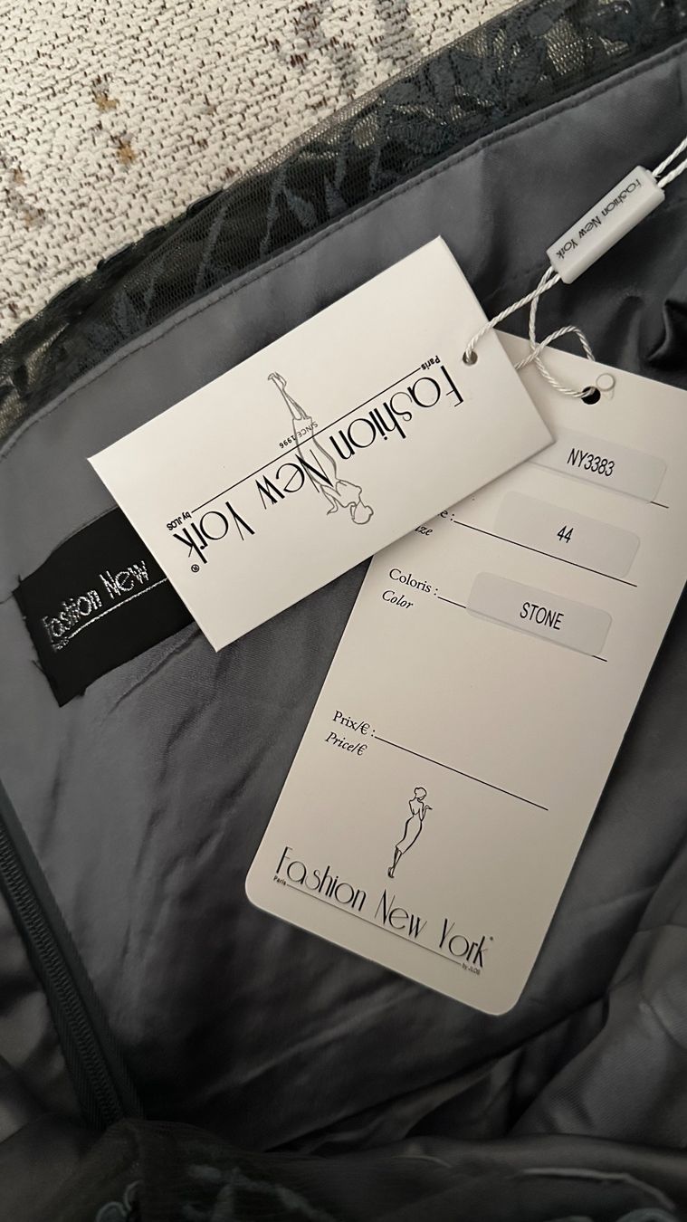 Robes: Ballkleid – Neuf (Voir description) à Zürich par KrisZH 3