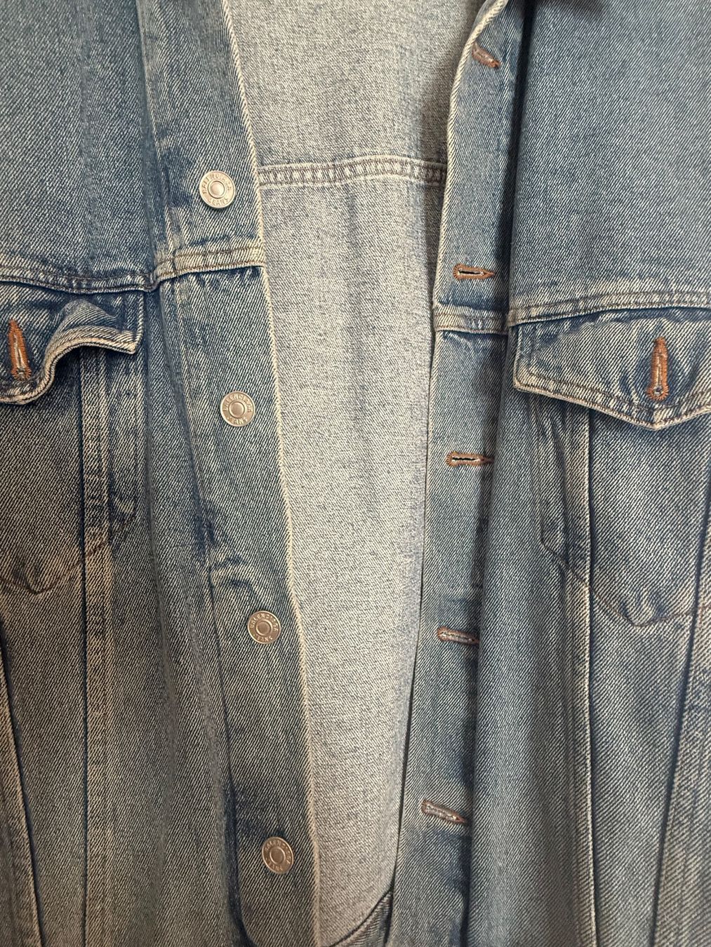 Balenciaga Jacken: Balenciaga Oversized Jeansjacke – Gebraucht aus Zürich von ele_nd88 2