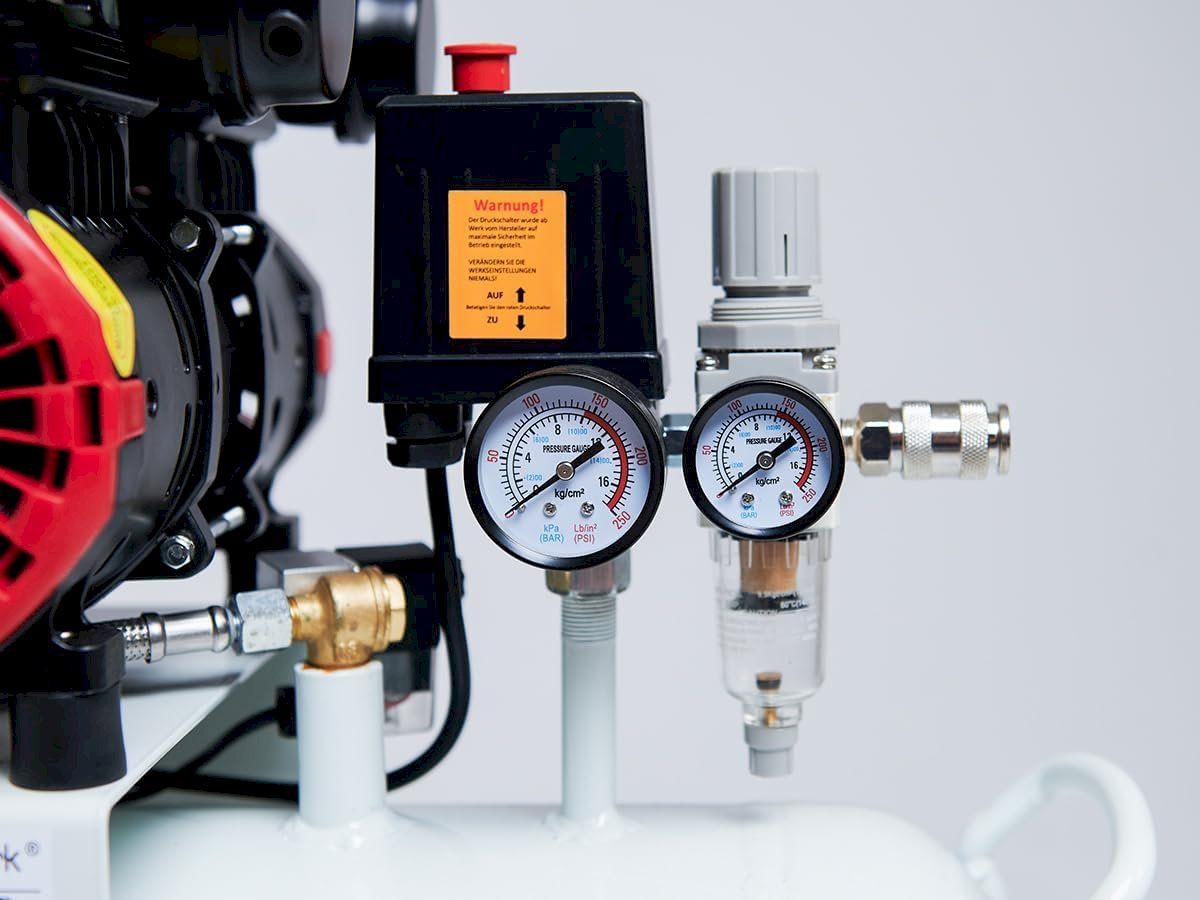 Kompressoren: Starkwerk SW477/10 Pro Flüsterkompressor – Neu und originalverpackt aus Bottighofen von zaap 3