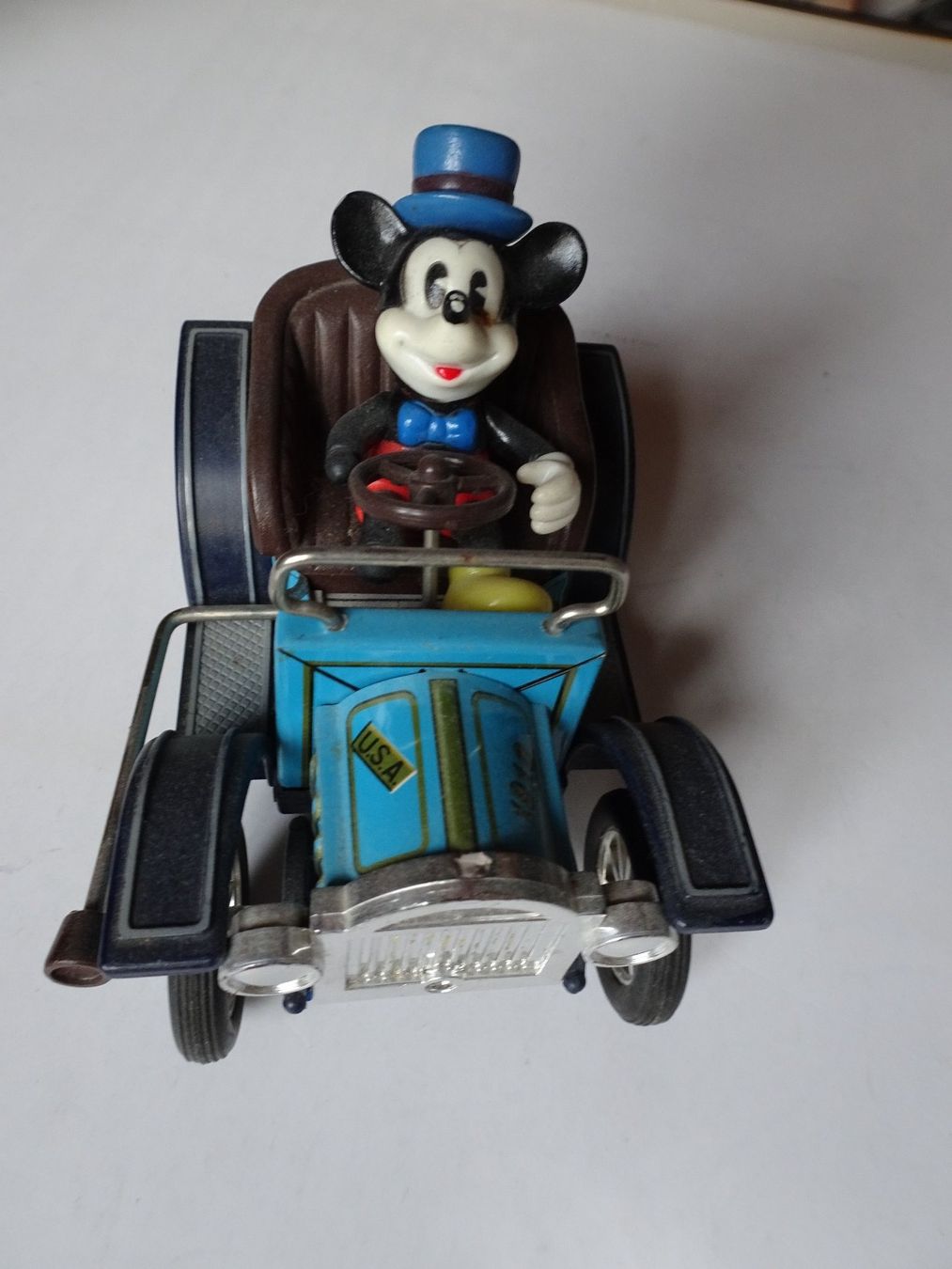 Modellautos: Micky Maus im Auto blau  Disney – Gebraucht aus Schönenwerd von schnitzunddrunter