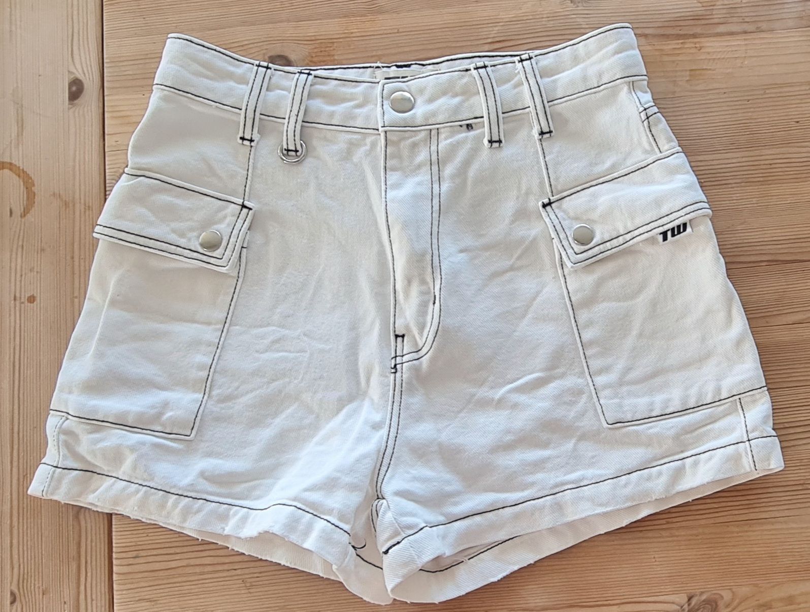 Pantaloni: Shorts TellyWelly Gr. 36 – Usato da Beinwil Freiamt venduto da tafa8