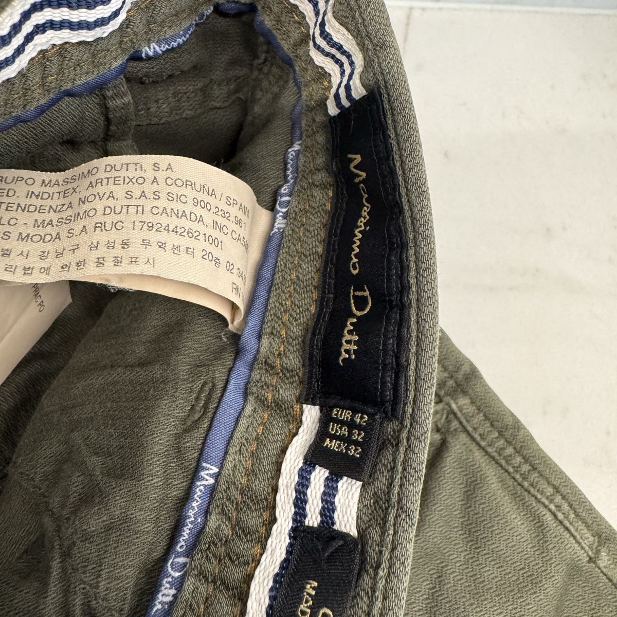 Massimo Dutti Pantaloni: 2x Massimo Dutti Hose in Grösse 42 – Usato da Itingen venduto da JDG11 2