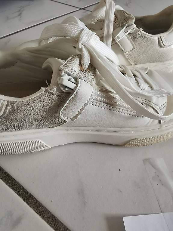 Scarpe per ragazze: Hilfiger Sneaker Gr. 32 – Usato da Zuchwil venduto da Miss-Sunshine 2