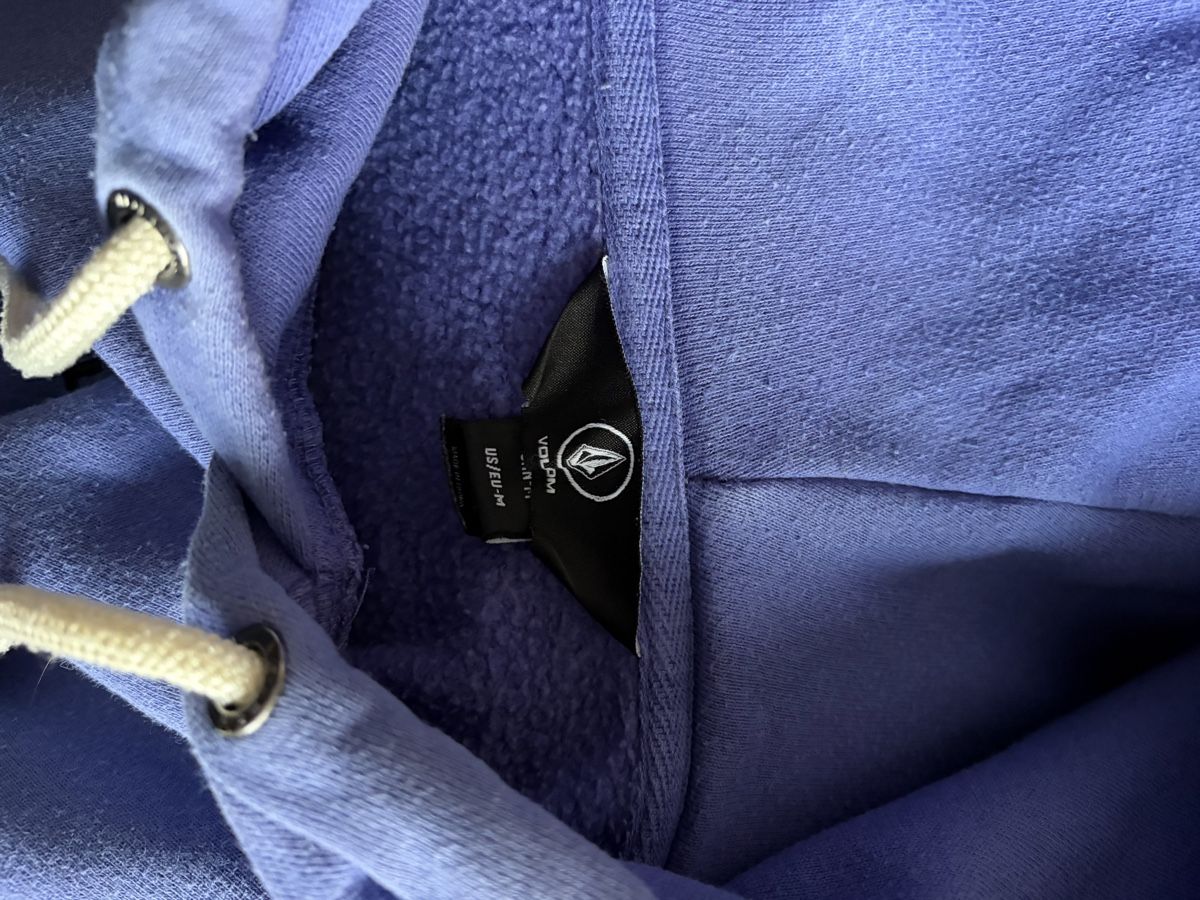 Pullover & Sweatshirts: Pull Volcom taille M – Gebraucht aus Vouvry von Prune-el 1