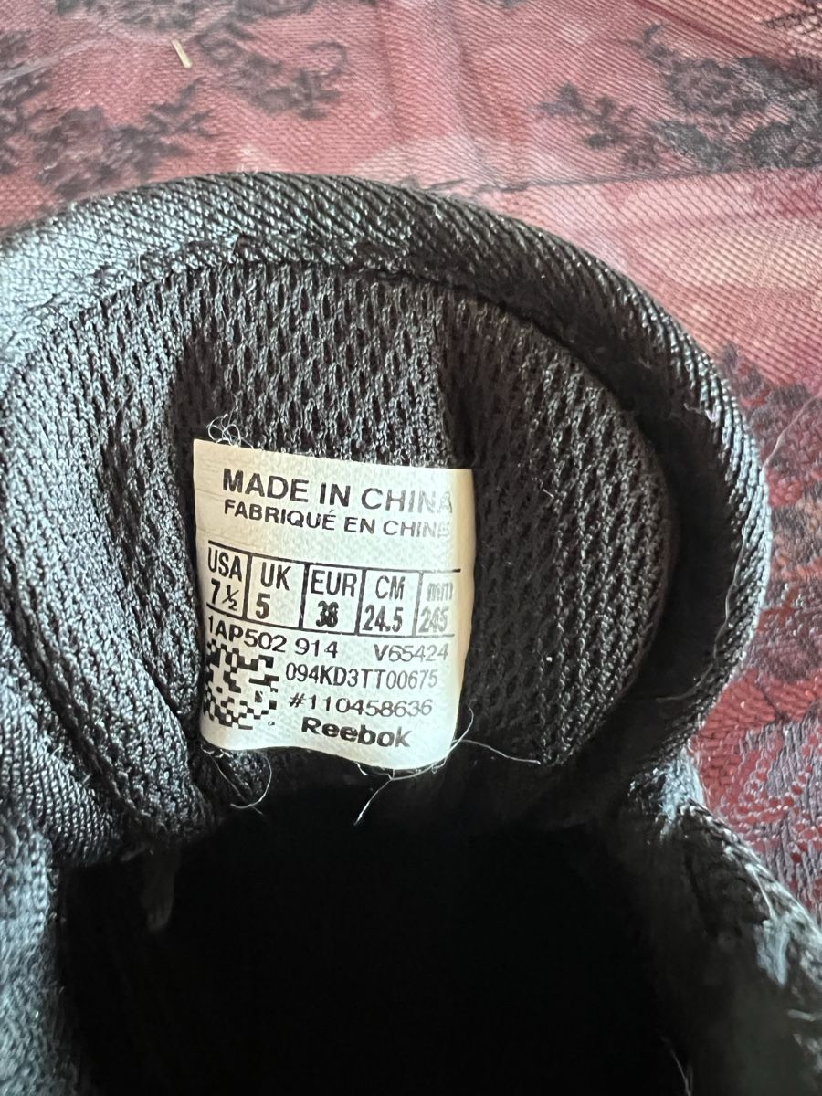 Reebok Herrenschuhe: Baskets Reebok noires, taille 38 – Gebraucht aus Chézard-St-Martin von Cheyenne_75 5