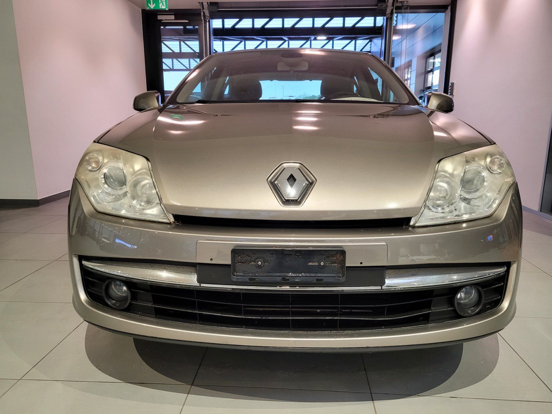 Renault Automobili: Renault Laguna 2.2 DT RT Business – Usato da St. Gallen venduto da HirschAutomobileAG 9