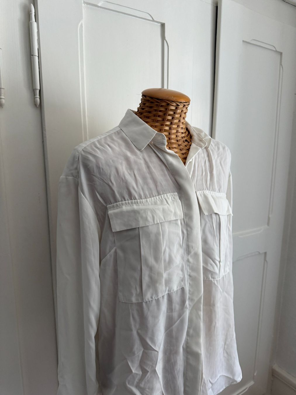 H&M Camicette: Bluse weiss fliessend 38 – Usato da Zürich venduto da Diazaio 1