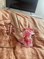 Damen Sandaletten rosa mit Blumen Applikation gebraucht