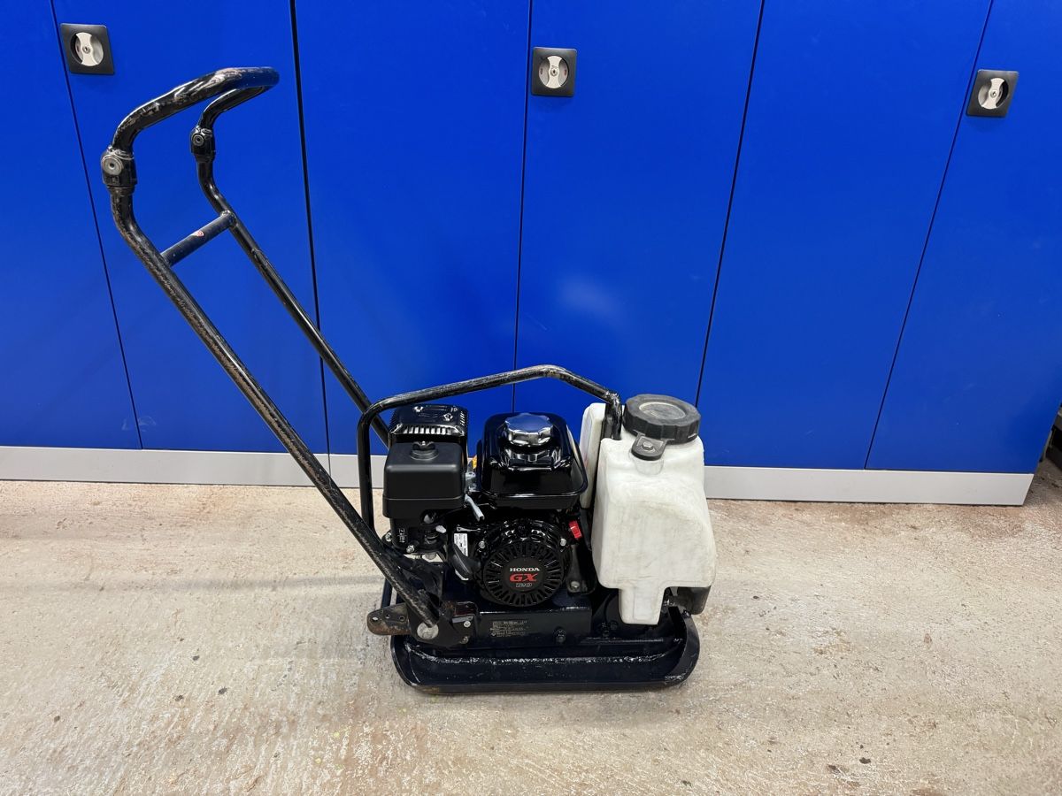 Hutter Tutte le macchine: Hutter Mikasa V75 – Usato da Buchs SG venduto da werk96 1