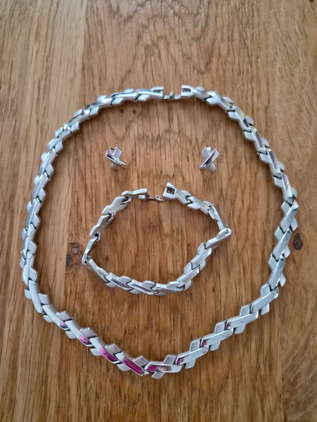 Catenine: Schmuckset: Collier, Armband, Ohrstecker – Usato da Auw venduto da mw83