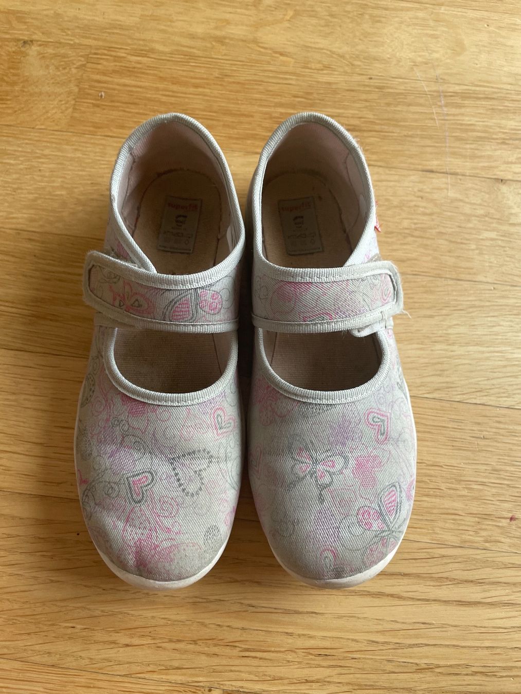 Scarpe per ragazze: Superfit Hausschuhe Gr.33 – Usato da Baden venduto da eklym 2