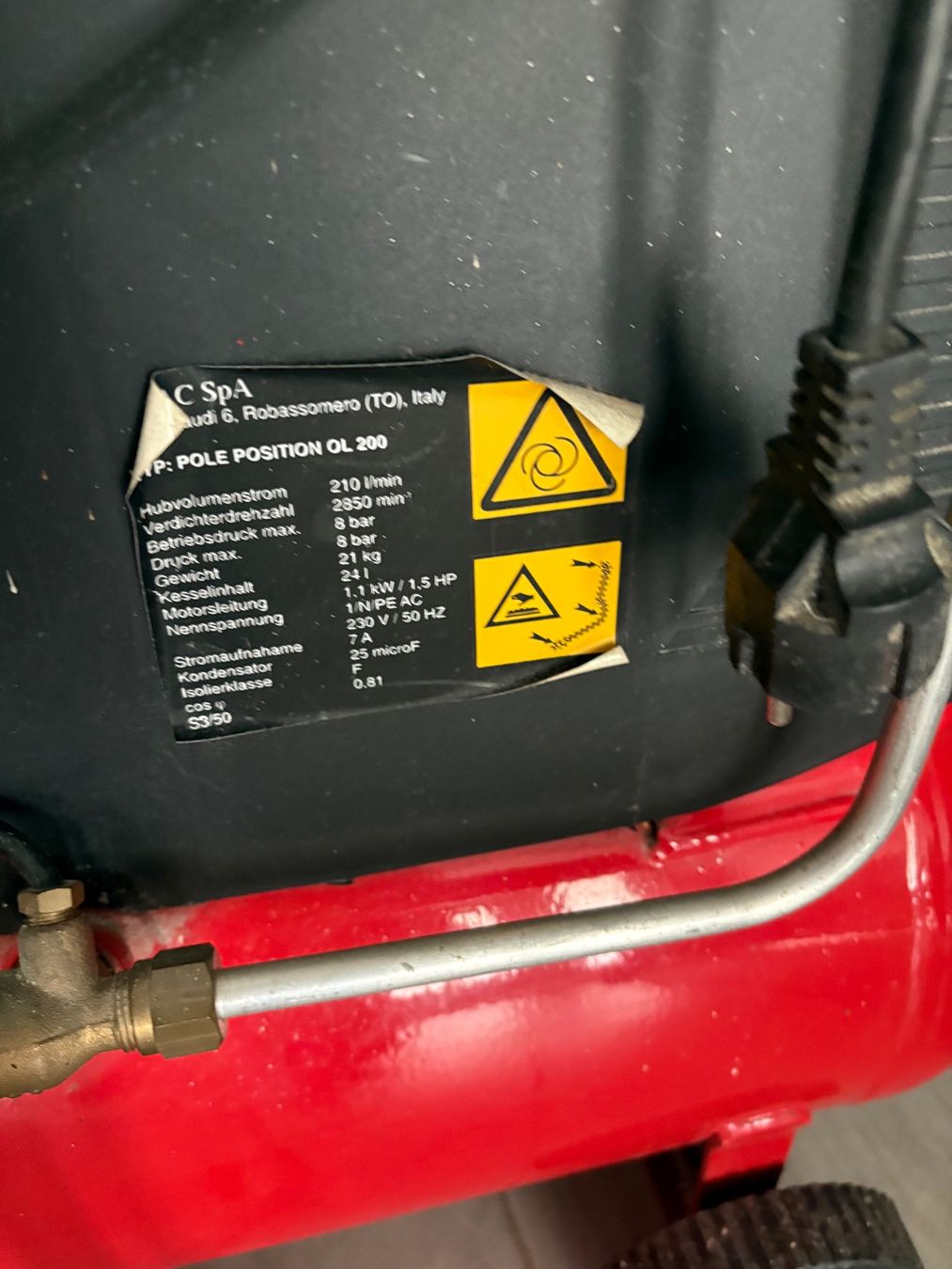 Compressori: Airliner Kompressor 24L  8 bar 1.5 HP fahrbar – Usato da Münchwilen TG venduto da Laty77 7