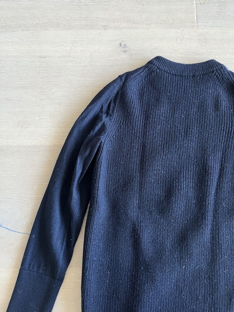 Cos Maglioni & Felpe: COS Wollpullover, dunkelblau, Grösse S – Usato da Pfäffikon SZ venduto da humming-bird 2