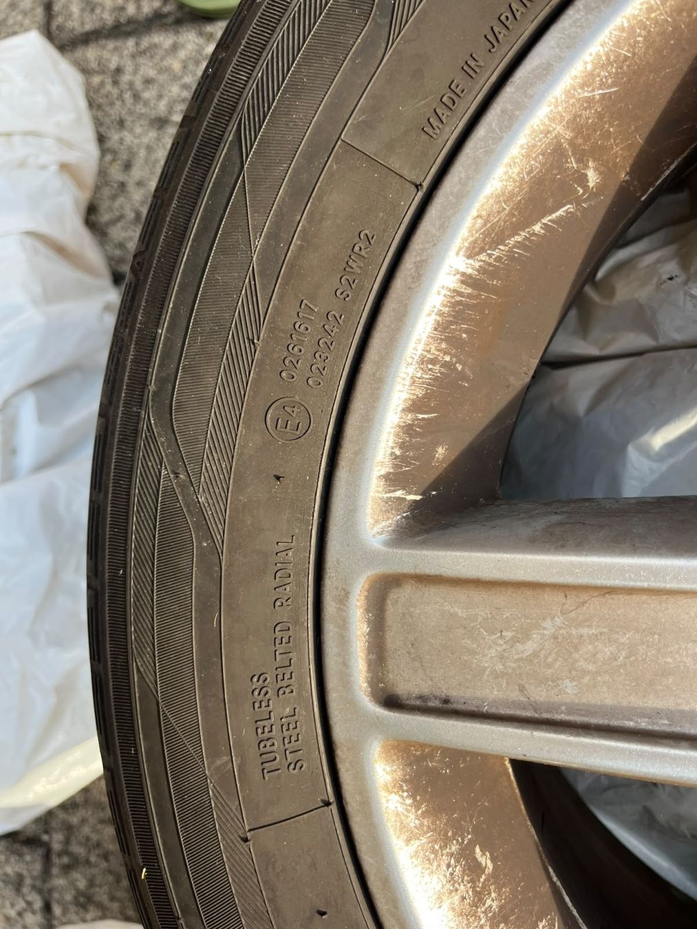 Pneumatici & Ruote complete: 3 Ford Sommerpneu mit Felgen – Usato da Winterthur venduto da Sirfabregas4 2