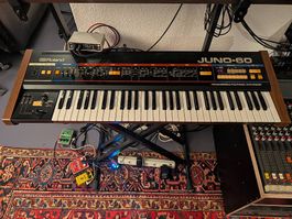 Roland Juno 60
