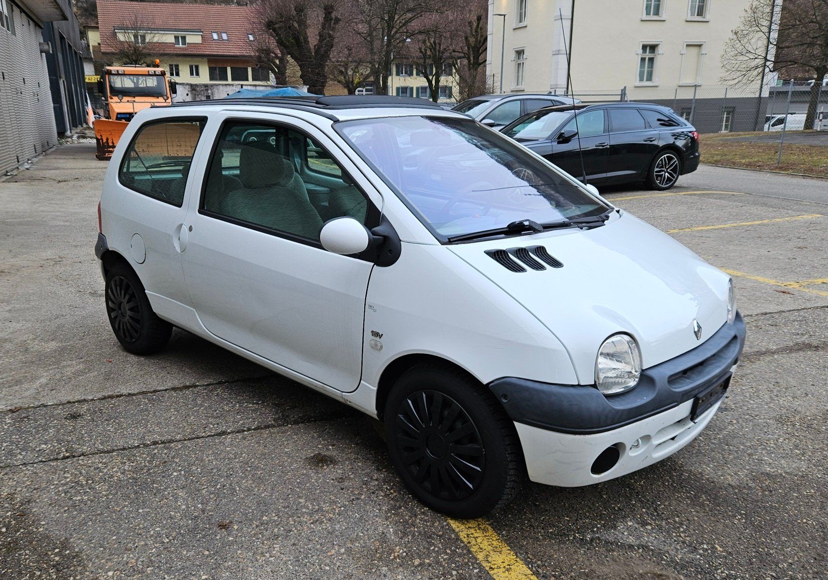 Renault Automobili: Renault Twingo Automat mit MFK – Usato da Balsthal venduto da XTR34 1