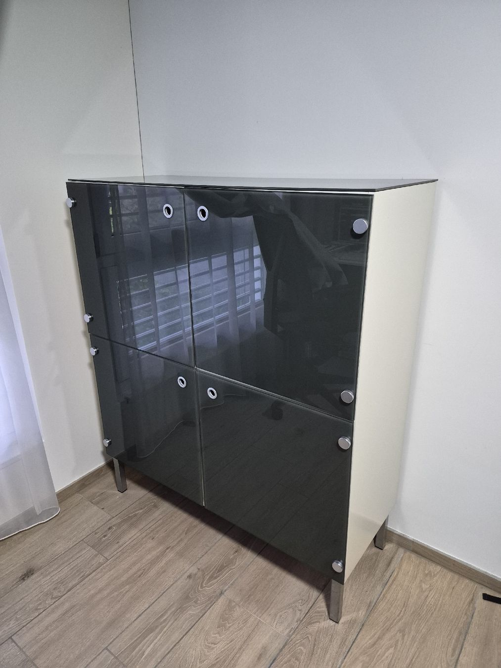Cassettiere: Sideboard und Highboard Set Glasfront anthrazit – Usato da Arch venduto da Baileys87 1