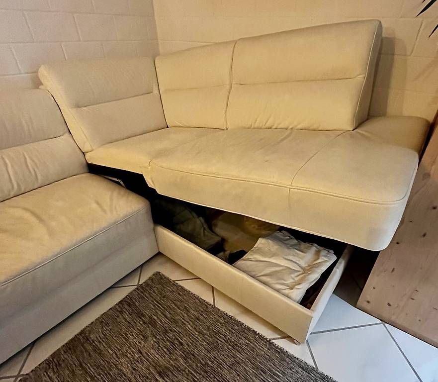 Divani: Ledersofa – Usato da Domat Ems venduto da Ppaolo1 4