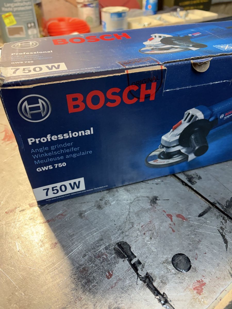 Bosch Smerigliatrici & Lucidatrici: Bosch Professional Winkelschleifer – Nuovo (secondo la descrizione) da Haslen GL venduto da rischko