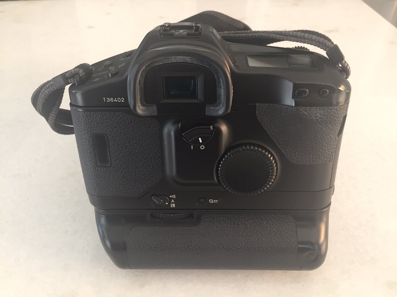 Canon Fotocamera: Canon EOS-1 avec objectif EF 35-350mm + divers accessoires – Usato da Corminboeuf venduto da Path007 1