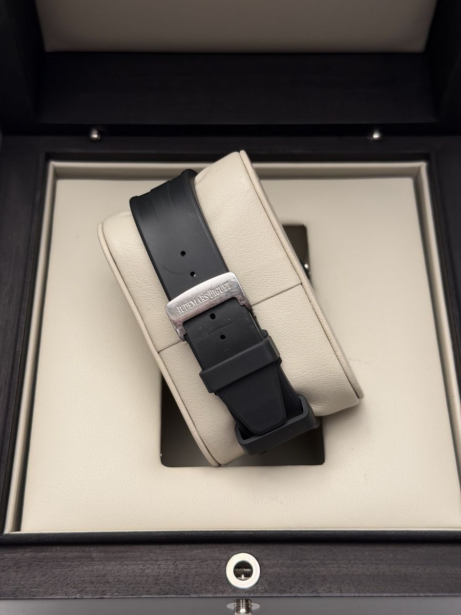 Audemars Piguet Orologi: Audemars Piguet Royal-Oak Offshore Fullset – Usato da Niederwangen BE venduto da Petropet 1