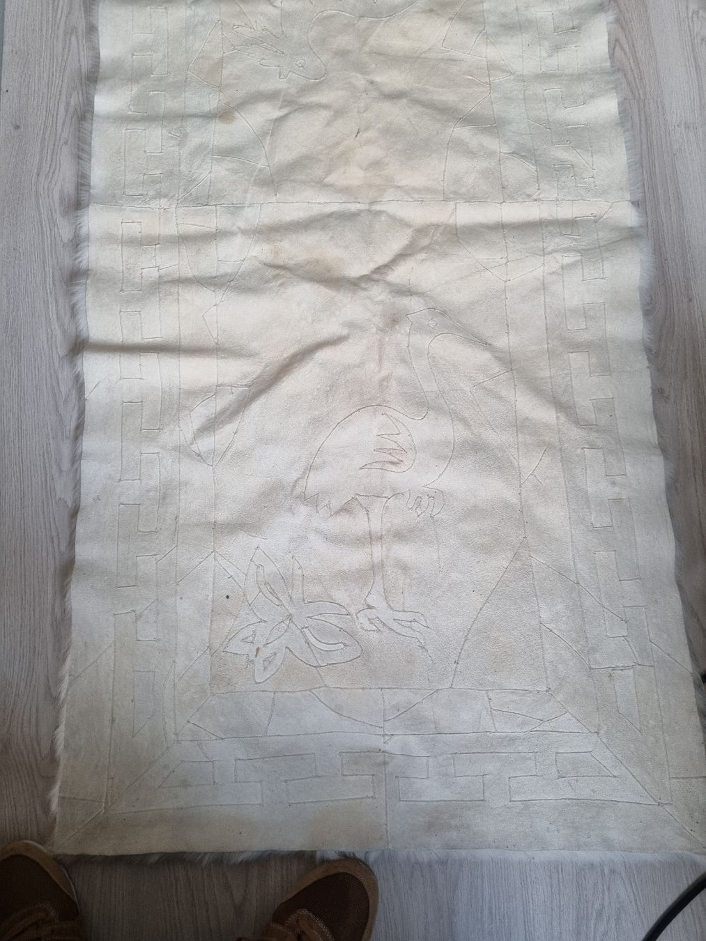 Tappeti: Echter Fell-Teppich mit Muster (Wildhund) – Usato da Kilchberg ZH venduto da Pihe05 3
