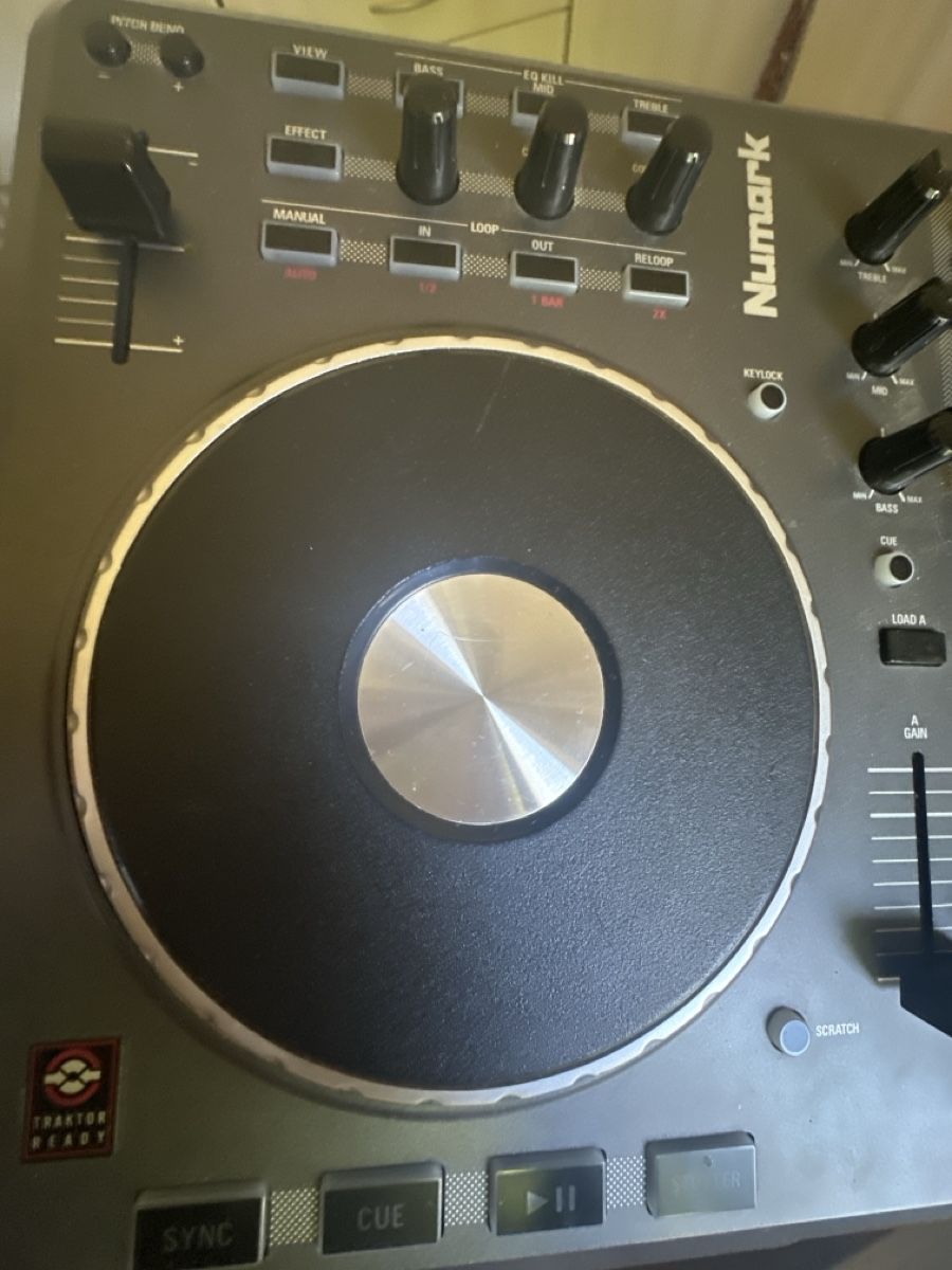 Numark Platines de mixage: Numark Mixtrack DJ Controller – D'occasion à Bern par Villatech 1