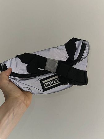 Originalverpackte Bauchtasche