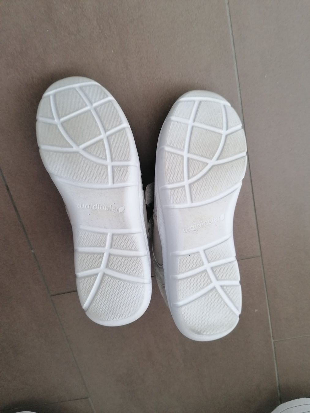 Scarpe da donna: Waldläufer Damen Halbschuhe Gr.US 7 1/2 – Usato da Reiden venduto da mja_2bsk 7