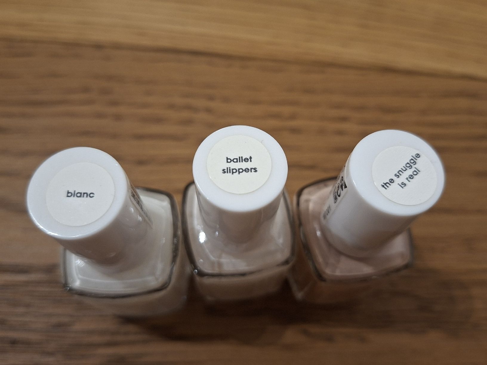 Essie Smalto per unghie: 3er Set Essie Nagellacke – Usato da Oberengstringen venduto da Kimchimon 1