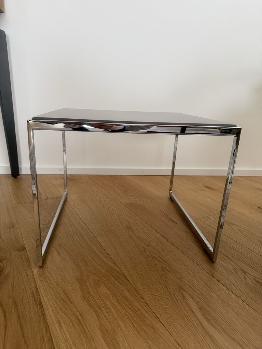 Musterring Tavoli: Cool Side Table with Metal Frame -  Design! Grey / Taupe – Usato da Altendorf venduto da Alovely 2