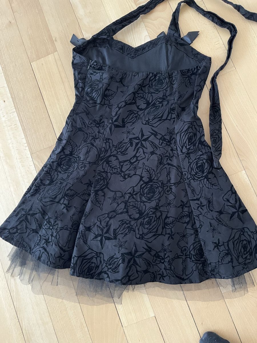 Vestiti: Schwarzes Partyeid gr M/ L – Usato da Aeschlen ob Gunten venduto da Sonjan 4