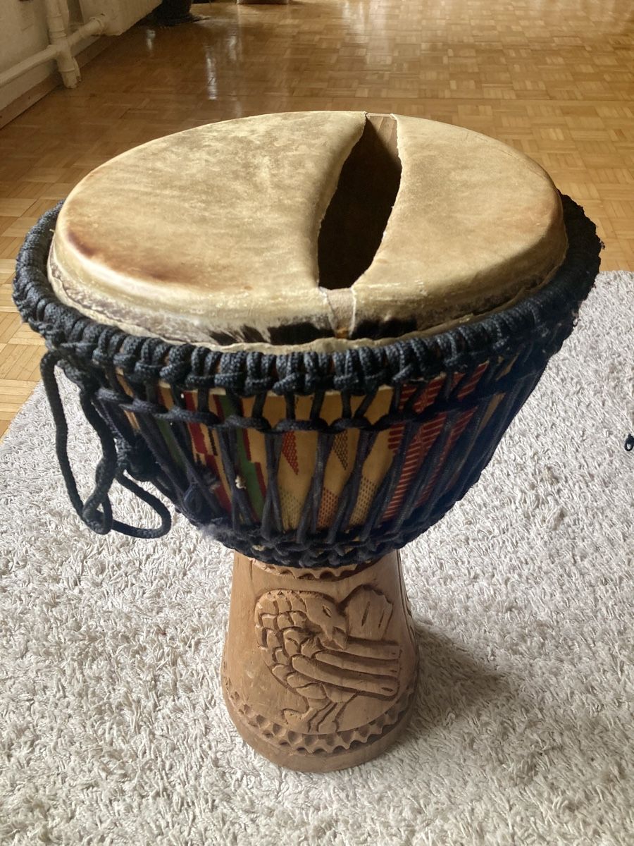 Instruments de musique: Djembe – Défectueux à Schmitten FR par lehug69