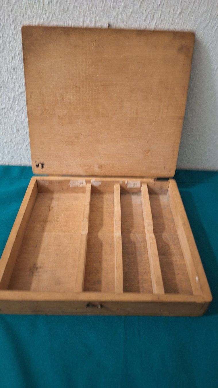 Barattoli: alte Holzschatulle , abgeteilt – Usato da Arlesheim venduto da shopradl