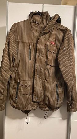 Snowboard / Skijacke Grösse US M
