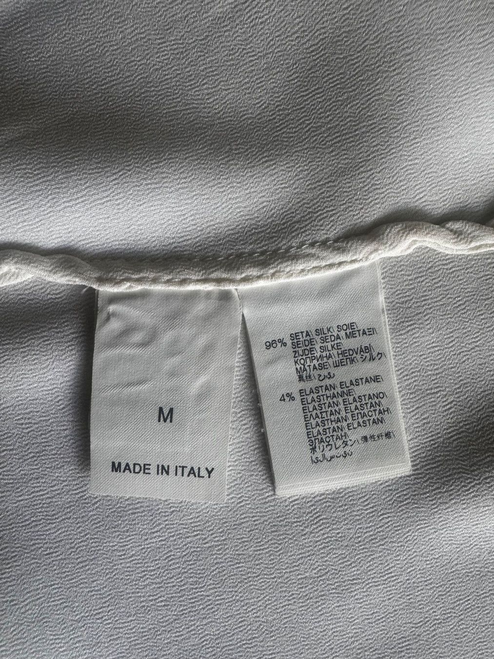 Brunello Cucinelli Top: Brunello Cucinelli Seidentop – Usato da Baar venduto da Arina2 3