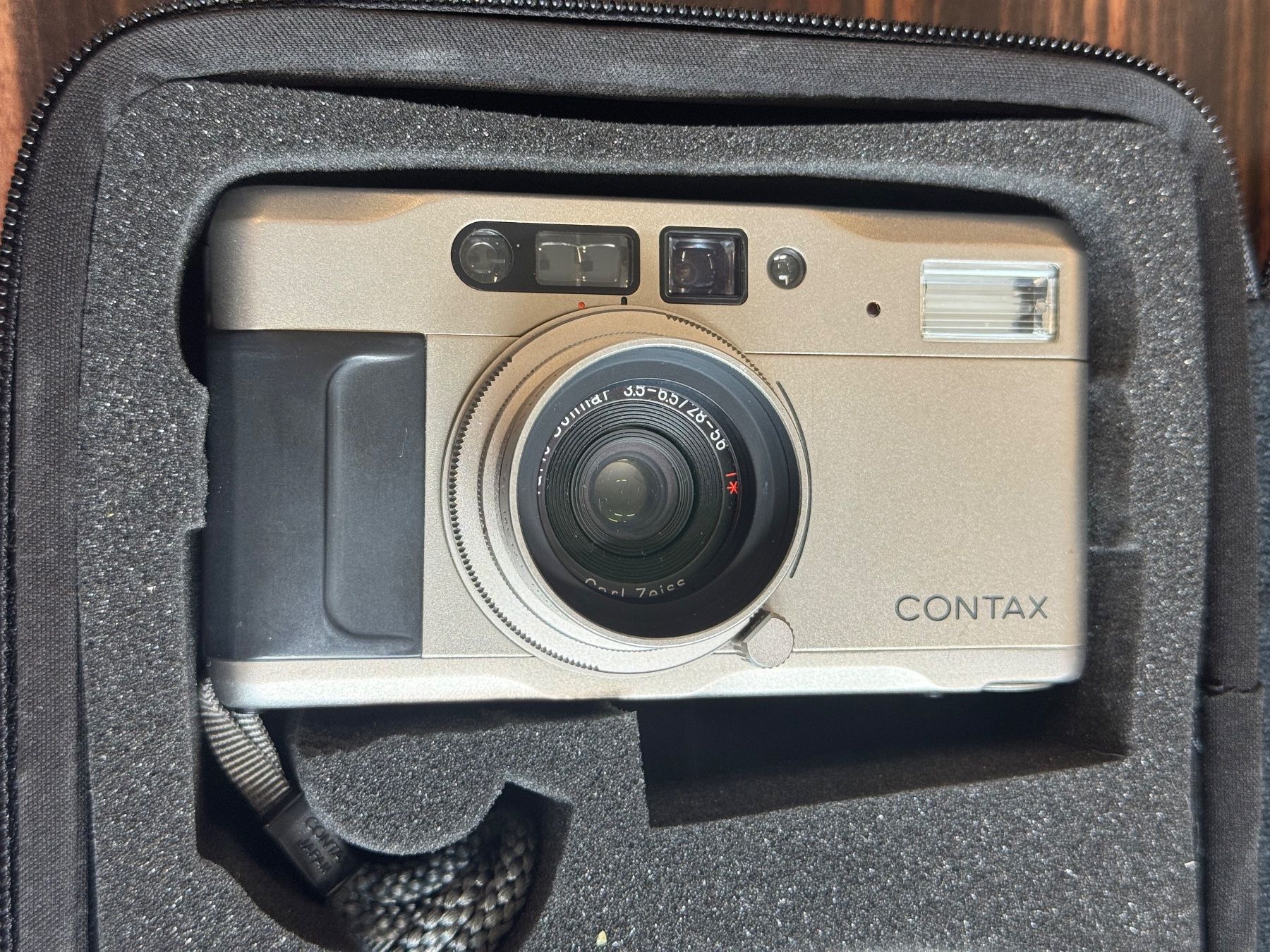 Contax Fotocamera: Contax T-VS Point and Shoot 28-56mm – Usato da Zürich venduto da KochphotoAG 1