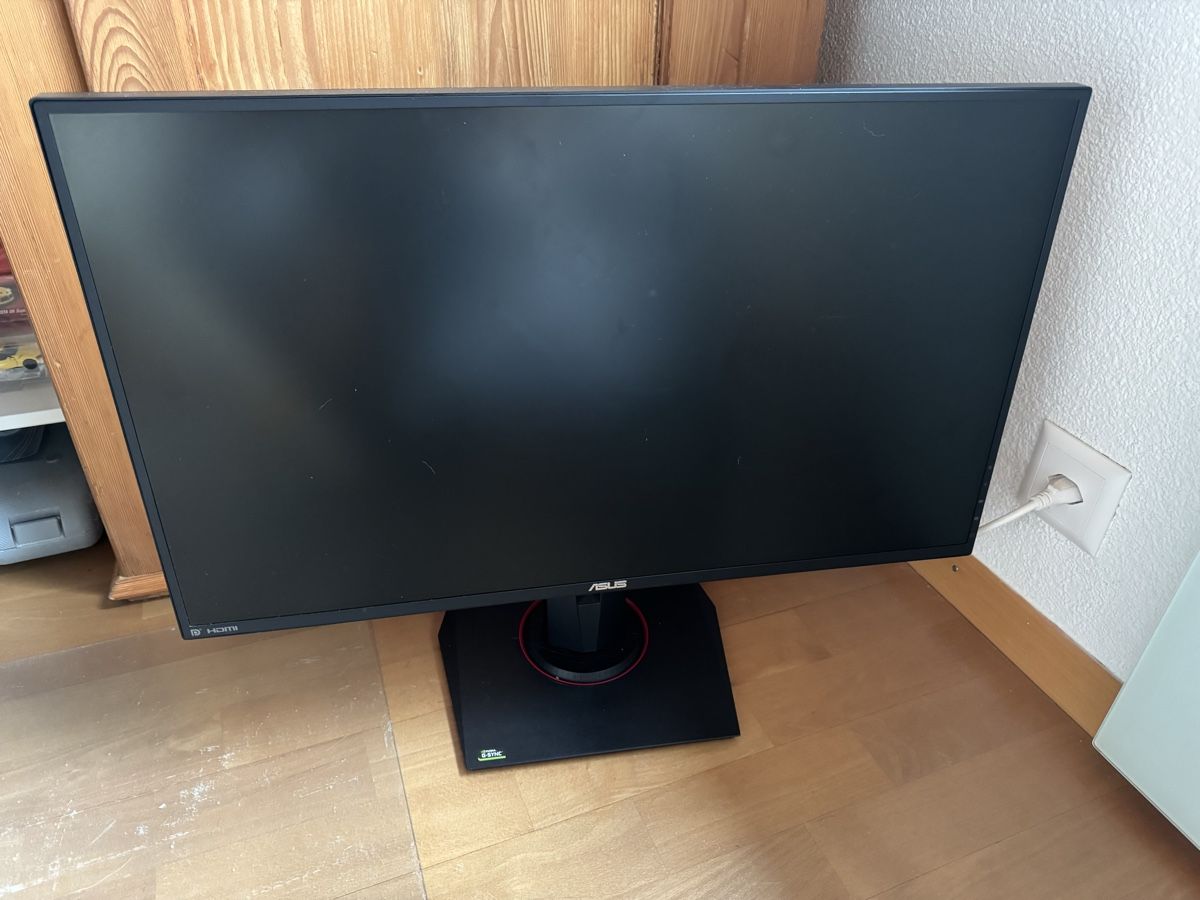Asus Monitor: Écran pc Gaming – Usato da Laufenburg venduto da Zimzim67