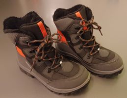 Neuwertige Winterschuhe, Gr. 34