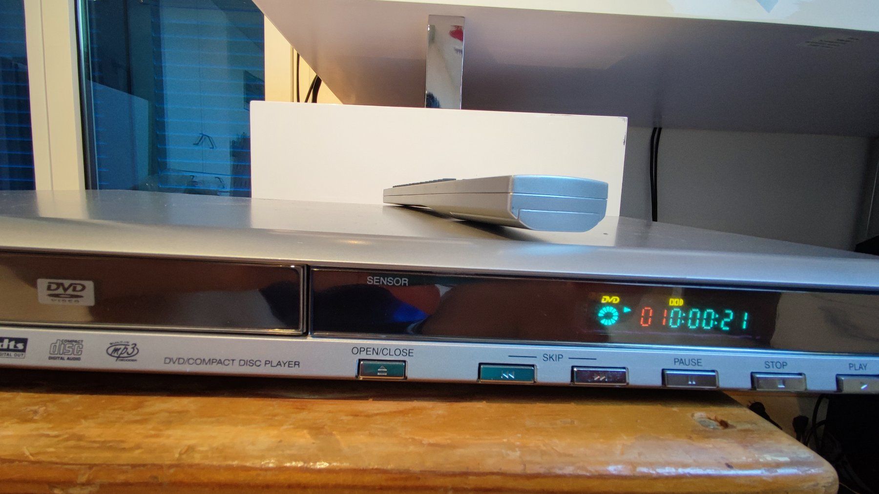 Tous les DVDs: STANDARD DVD-Player - Zuverlässige Unterhaltung – D'occasion à Schongau par Retro_Shop 7