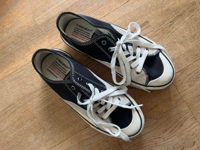 Scarpe da donna: Halbschuh / Sneaker schwarz / weiss – Usato da Steinmaur venduto da Dyleila