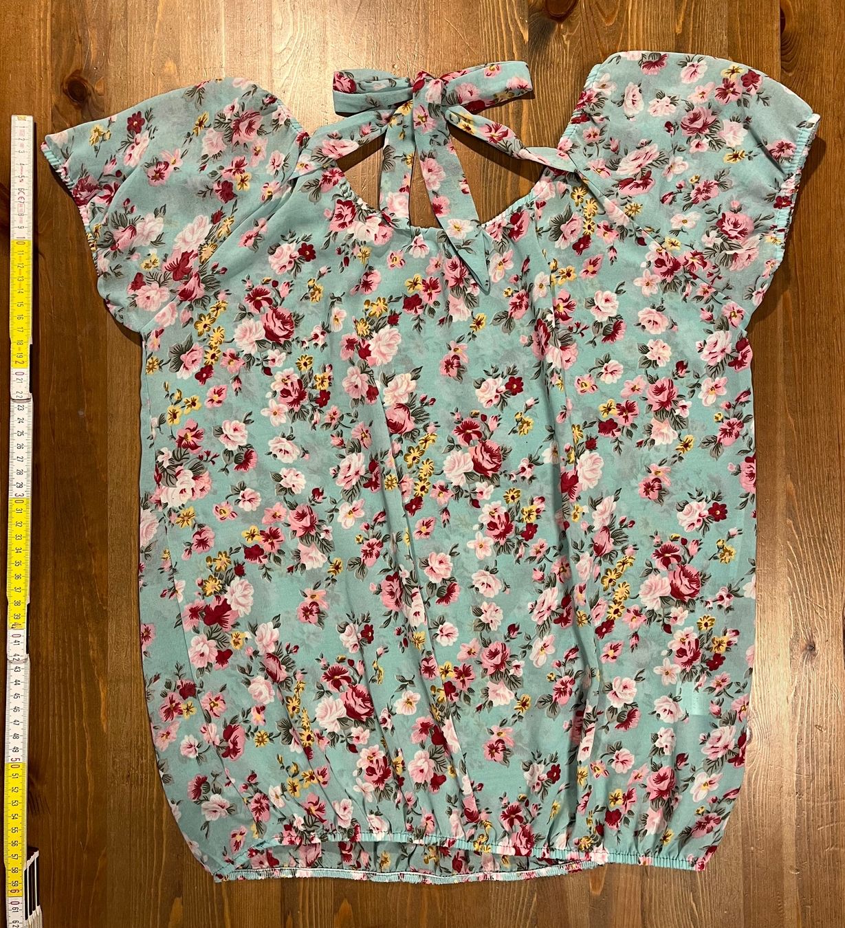 Camicette: Sommerliche Bluse mit Blumenmuster – Usato da Altdorf UR venduto da Mini037 2