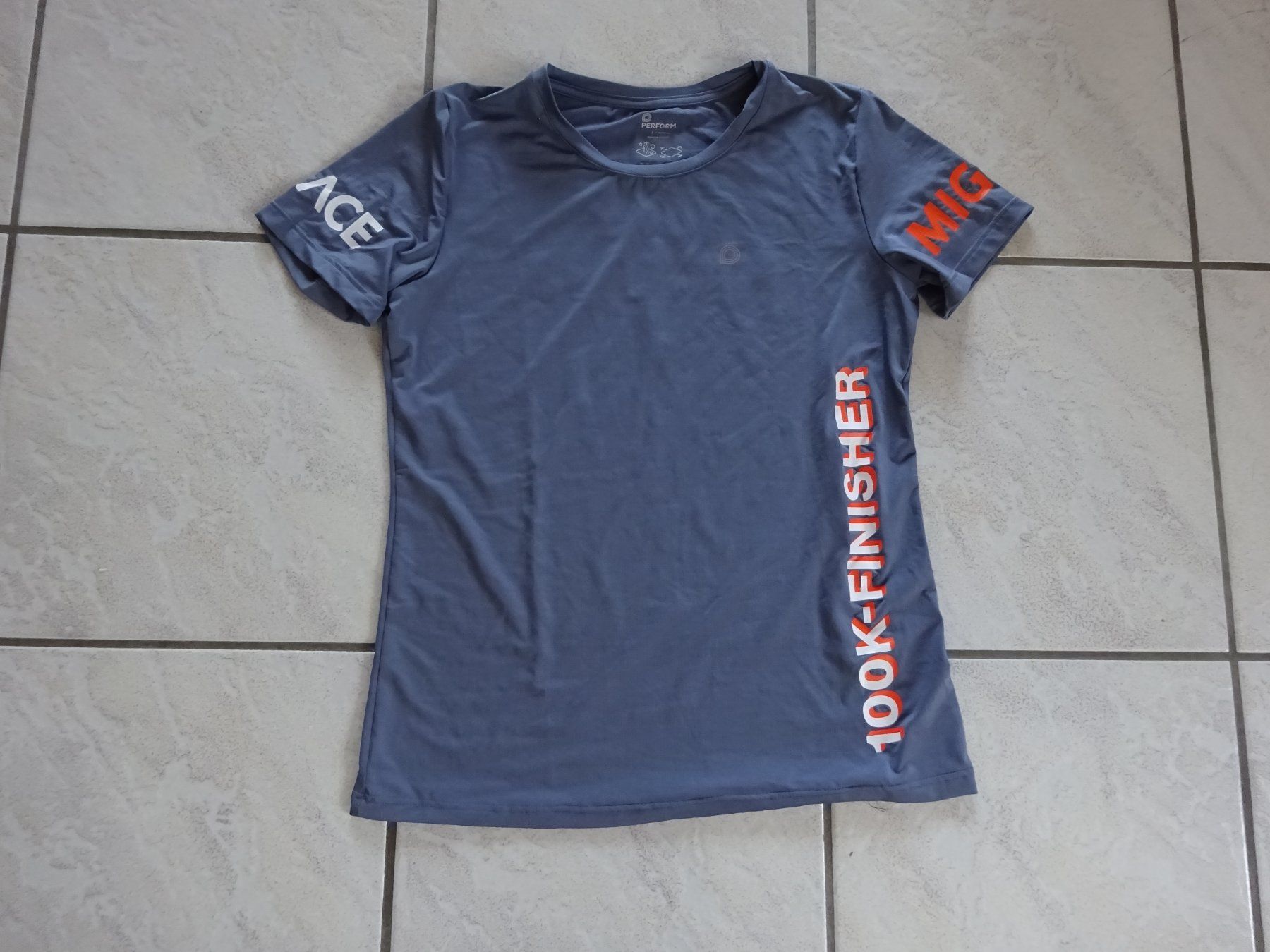 T-shirt: Super Sport-Shirt/Perform – Nuovo (secondo la descrizione) da Rothrist venduto da Mistery1