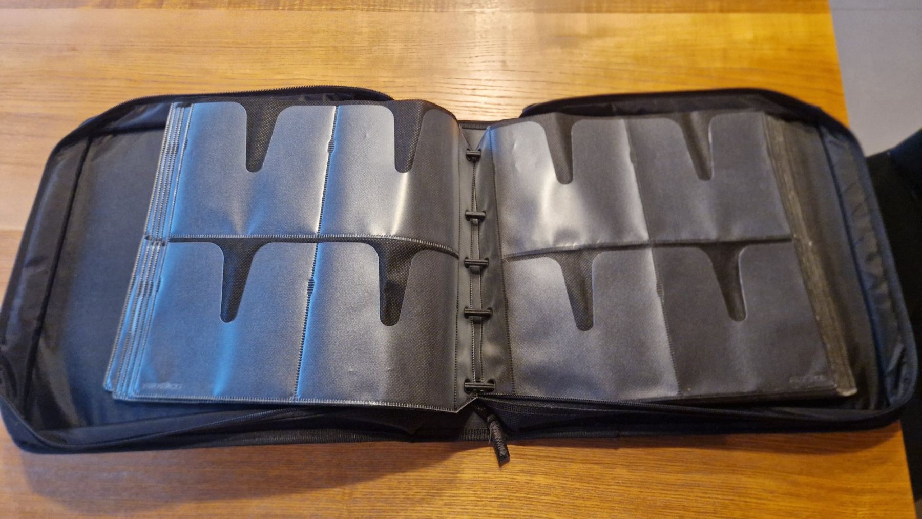 Sacs: CD Etui – D'occasion à Linthal par nat_gp2j 1