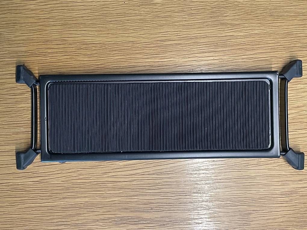 Supporti per strumenti musicali & leggii: Repose-pied pliable Tornado pour guitare – Usato da Gland venduto da Lawrence_1196 3