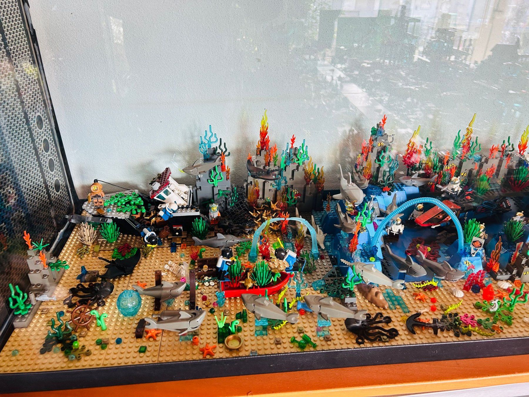 Lego Kit di costruzioni: LEGO MOC Deep Ocean Acquarius – Usato da Riazzino venduto da cat_w7kf 1
