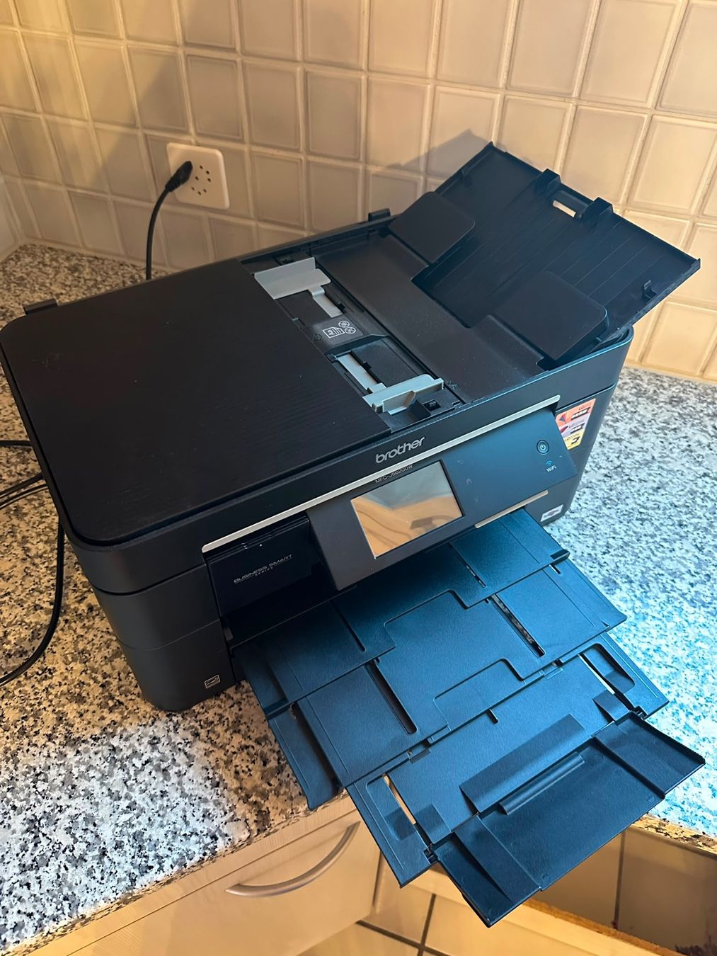Brother Stampanti: Brother MFC-J5620DW A3 Multifunktionsdrucker WLAN – Usato da Koppigen venduto da mrs_5gyj 5