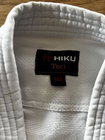 Hiku Tori Judo Anzug Grösse 140 Weiss gebraucht